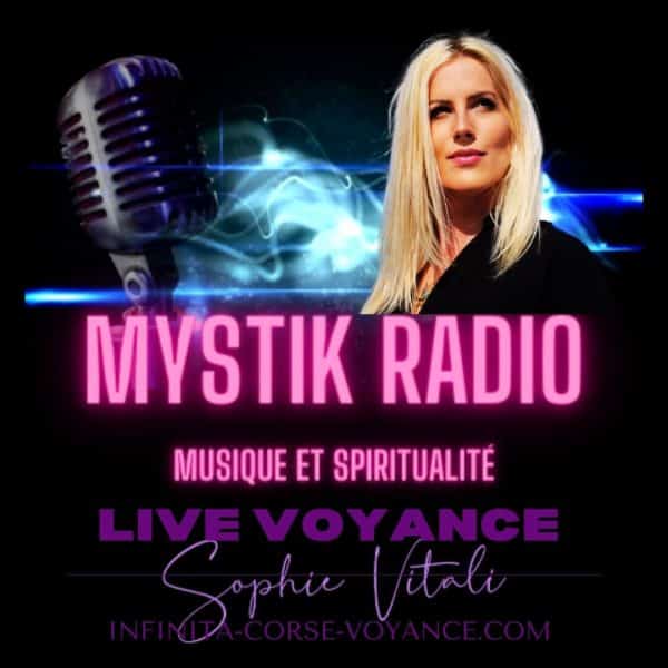 Live voyance gratuite par téléphone avec Sophie Vitali célèbre médium et ses voyants, tarologues, astrologues, cartomanciens sur le site de voyance en ligne Infinità Corse Voyance