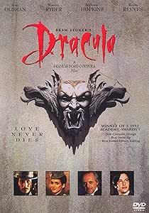 Affiche du film Dracula réalisé par Francis Ford Coppola en 1992, avec le visage sculpté de Dracula en pierre, le titre rouge sang et les portraits des acteurs Gary Oldman, Winona Ryder, Anthony Hopkins et Keanu Reeves.