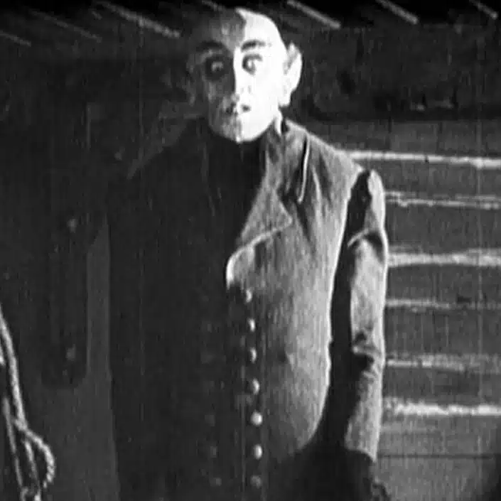 Max Schreck dans le rôle du comte Orlok dans Nosferatu de Murnau en 1922, adaptation non autorisée de Dracula de Bram Stoker